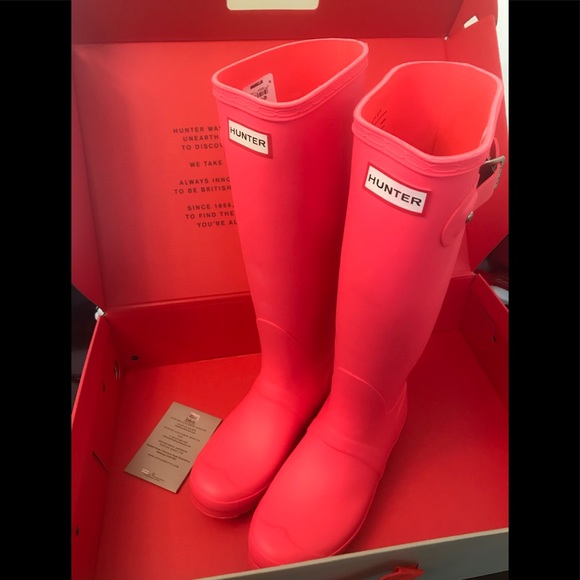 Hunter Shoes - Hunter Original Tall Boots Hyper Pink Sz 7 NIB